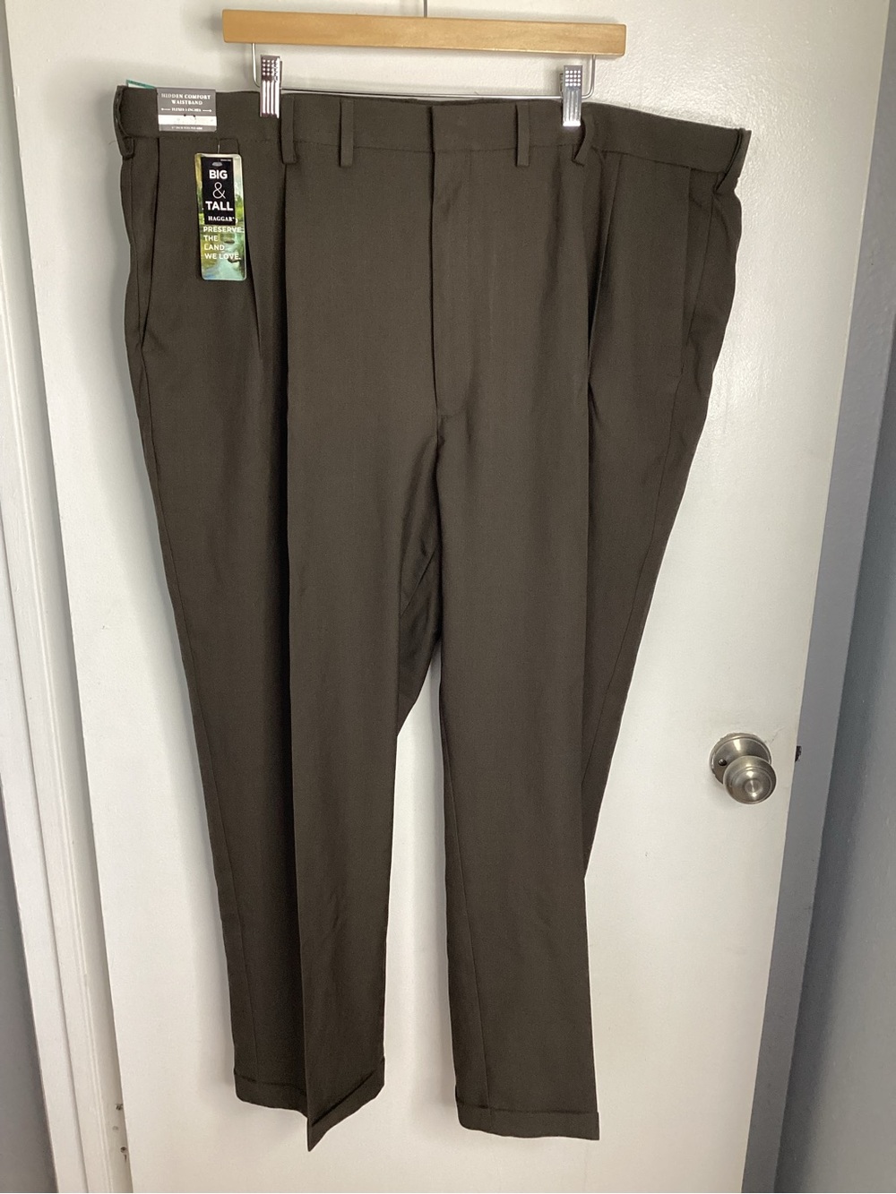 Haggar Dark Chocolate Stretch Stria Dress Pants 46 W x 30 L